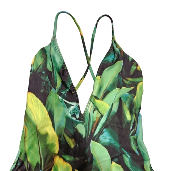 Forever 21 Leaf print One-piece bathing suit Small Green deep v strappy back - Picture 6 of 6